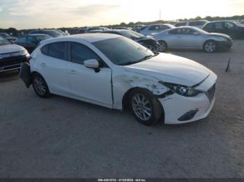  Salvage Mazda Mazda3