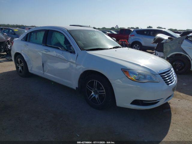  Salvage Chrysler 200