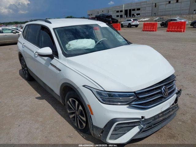  Salvage Volkswagen Tiguan