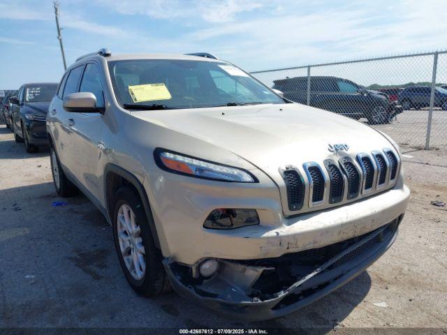  Salvage Jeep Cherokee