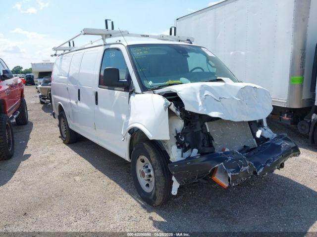  Salvage GMC Savana