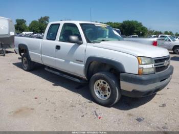  Salvage Chevrolet Silverado 2500