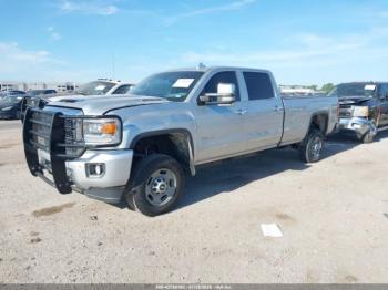  Salvage General Motors Sierra 3500HD