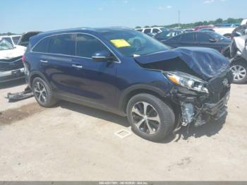  Salvage Kia Sorento