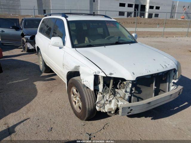  Salvage Toyota Highlander