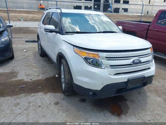  Salvage Ford Explorer