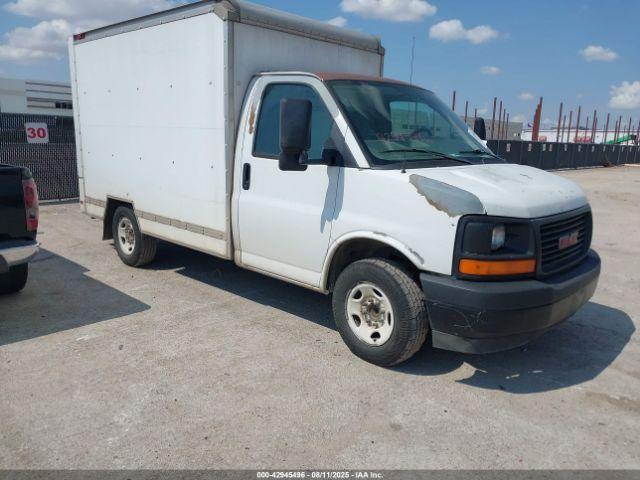  Salvage General Motors Savana Cutaway