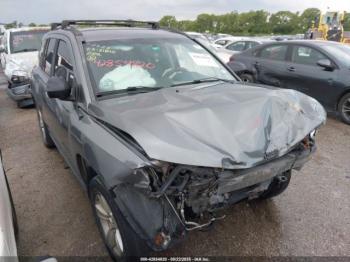  Salvage Jeep Compass