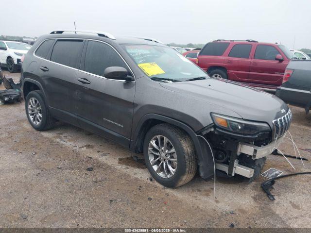  Salvage Jeep Cherokee