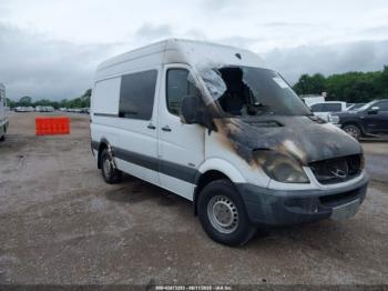  Salvage Mercedes-Benz Sprinter 2500