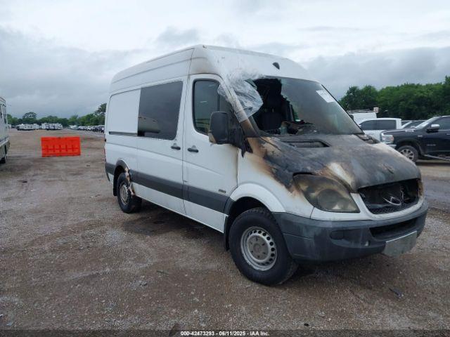 Salvage Mercedes-Benz Sprinter 2500