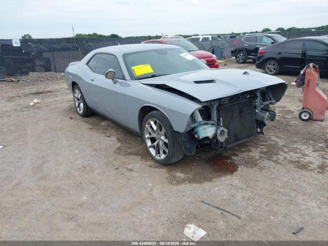 Salvage Dodge Challenger