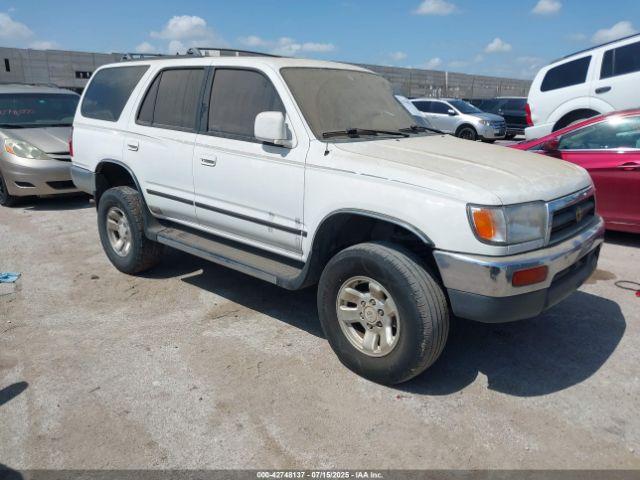 Salvage Toyota 4Runner