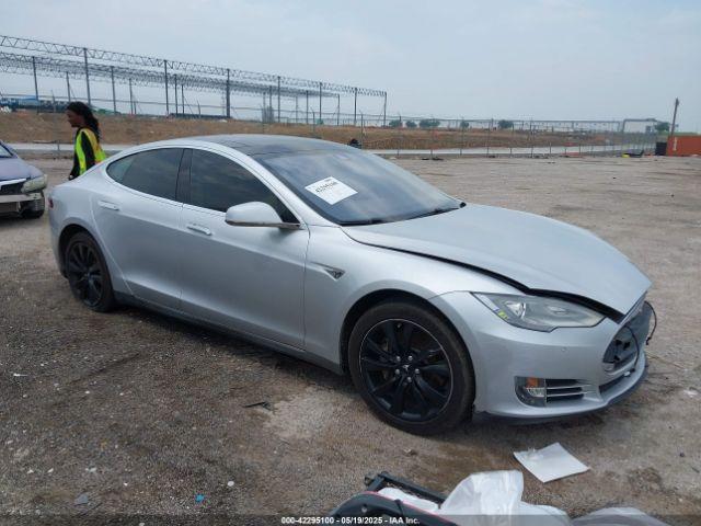  Salvage Tesla Model S