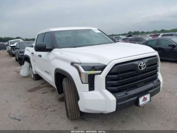  Salvage Toyota Tundra