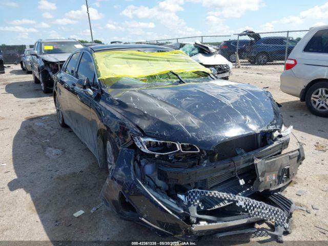  Salvage Lincoln MKZ