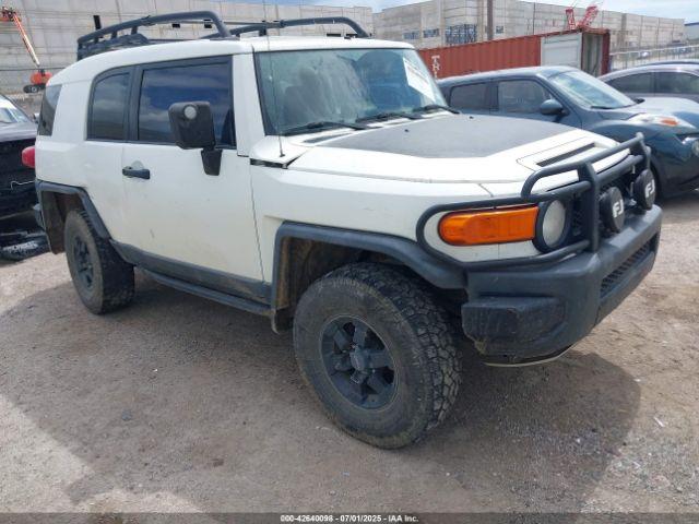  Salvage Toyota FJ Cruiser