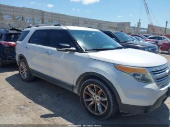  Salvage Ford Explorer