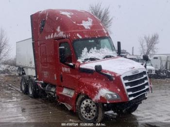  Salvage Freightliner New Cascadia 126