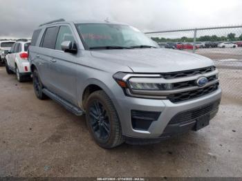  Salvage Ford Expedition