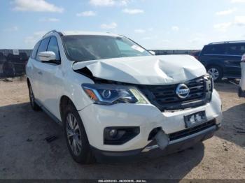  Salvage Nissan Pathfinder