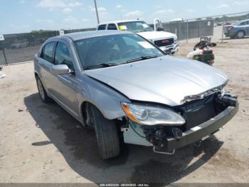  Salvage Chrysler 200