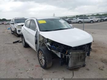  Salvage Hyundai TUCSON