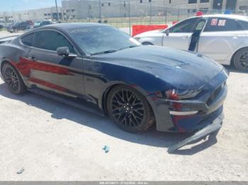  Salvage Ford Mustang