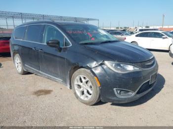  Salvage Chrysler Pacifica