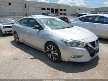  Salvage Nissan Maxima