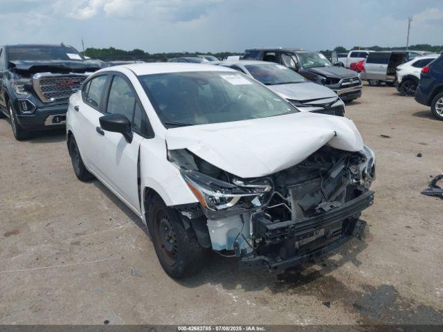  Salvage Nissan Versa