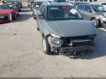  Salvage Hyundai VENUE