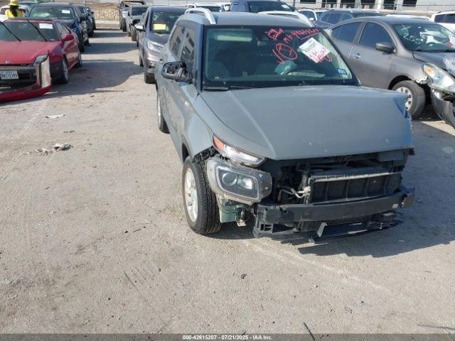  Salvage Hyundai VENUE