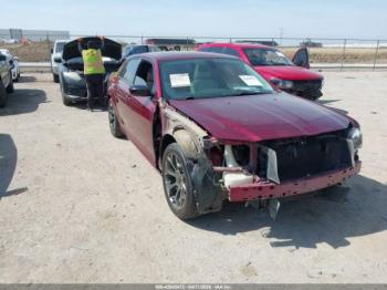  Salvage Chrysler 300
