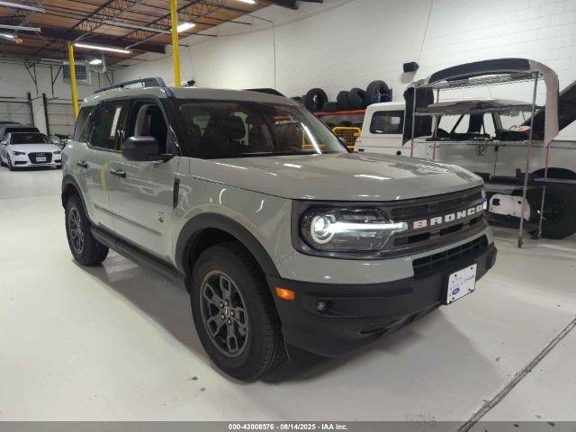  Salvage Ford Bronco