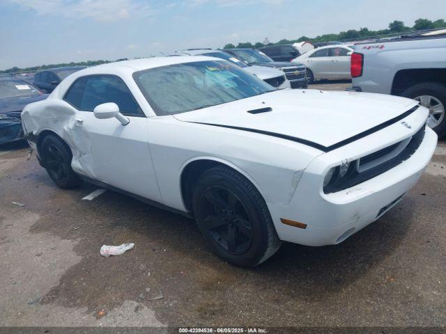  Salvage Dodge Challenger