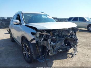  Salvage Nissan Rogue