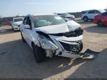  Salvage Nissan Versa