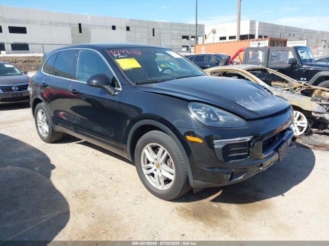 Salvage Porsche Cayenne