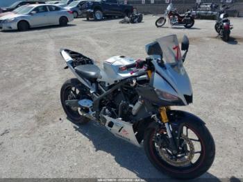  Salvage Yamaha Yzfr3