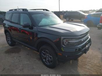  Salvage Ford Bronco