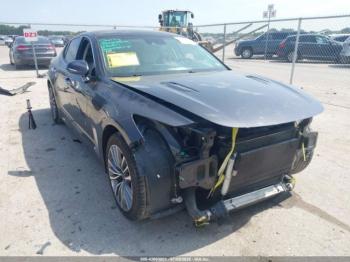  Salvage Kia Stinger