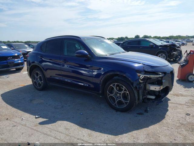  Salvage Alfa Romeo Stelvio