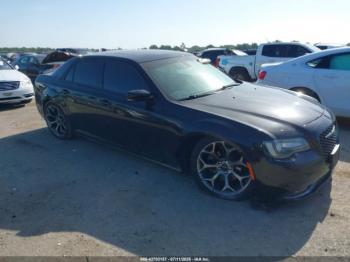  Salvage Chrysler 300