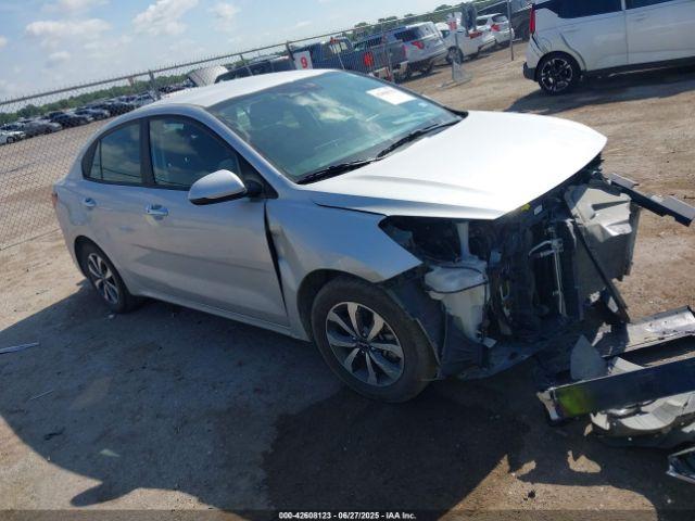  Salvage Kia Rio