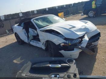  Salvage Ford Mustang