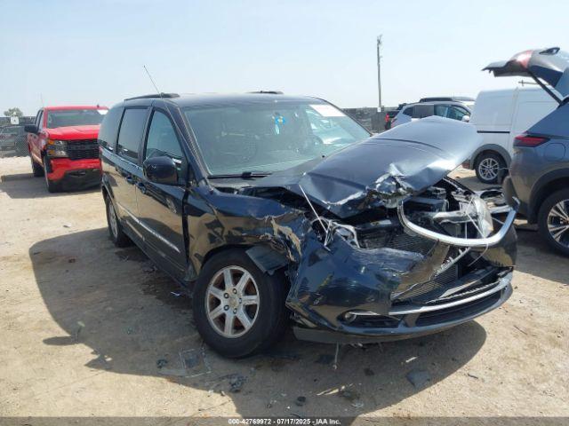  Salvage Chrysler Town & Country