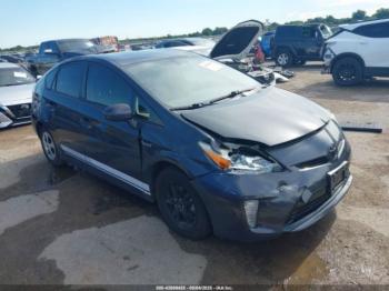  Salvage Toyota Prius