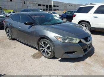  Salvage Nissan Maxima