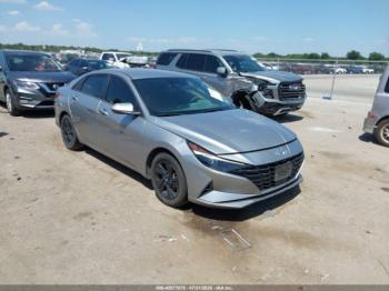  Salvage Hyundai ELANTRA